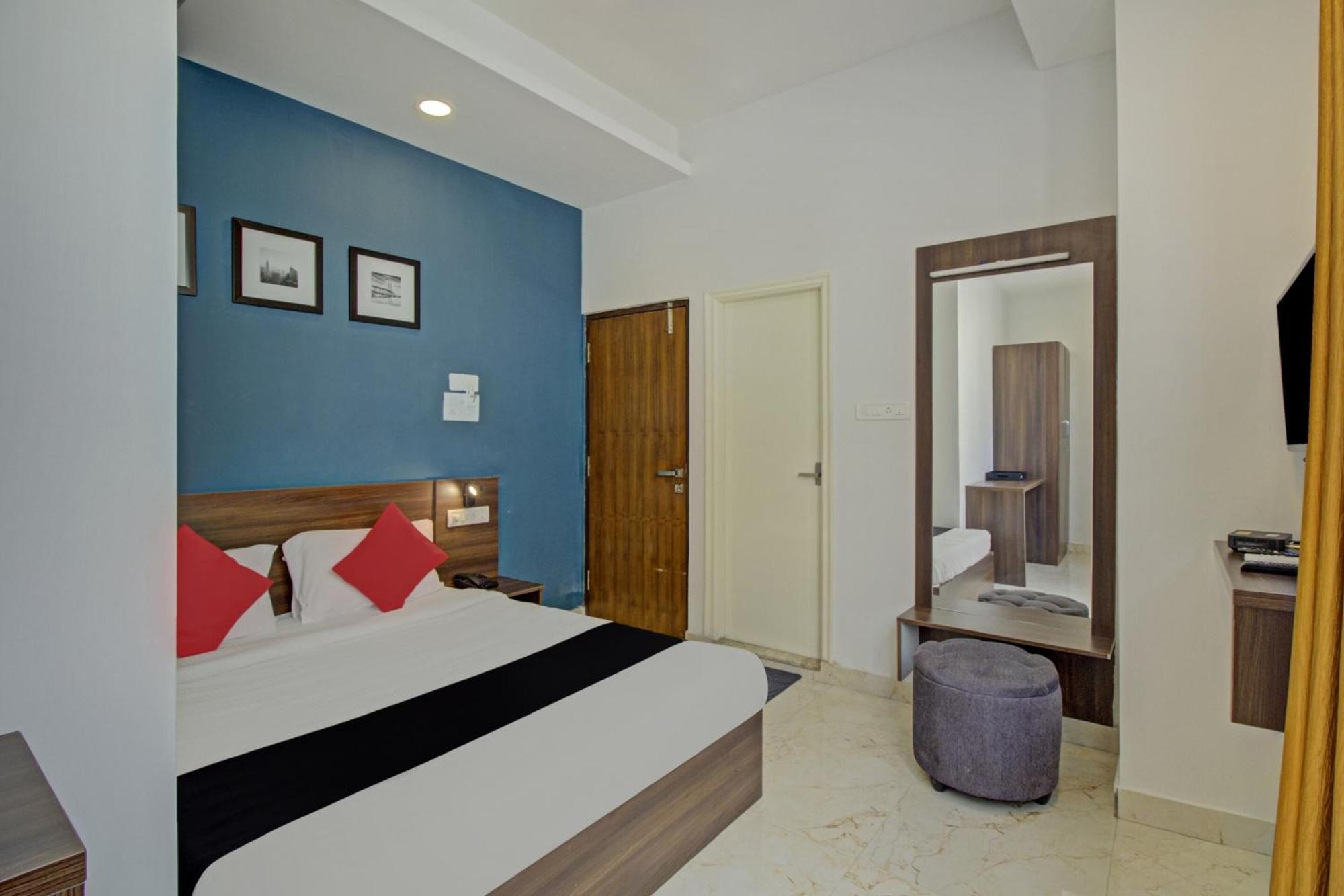 Hotel Collection O Skyline Bangalore Exterior foto